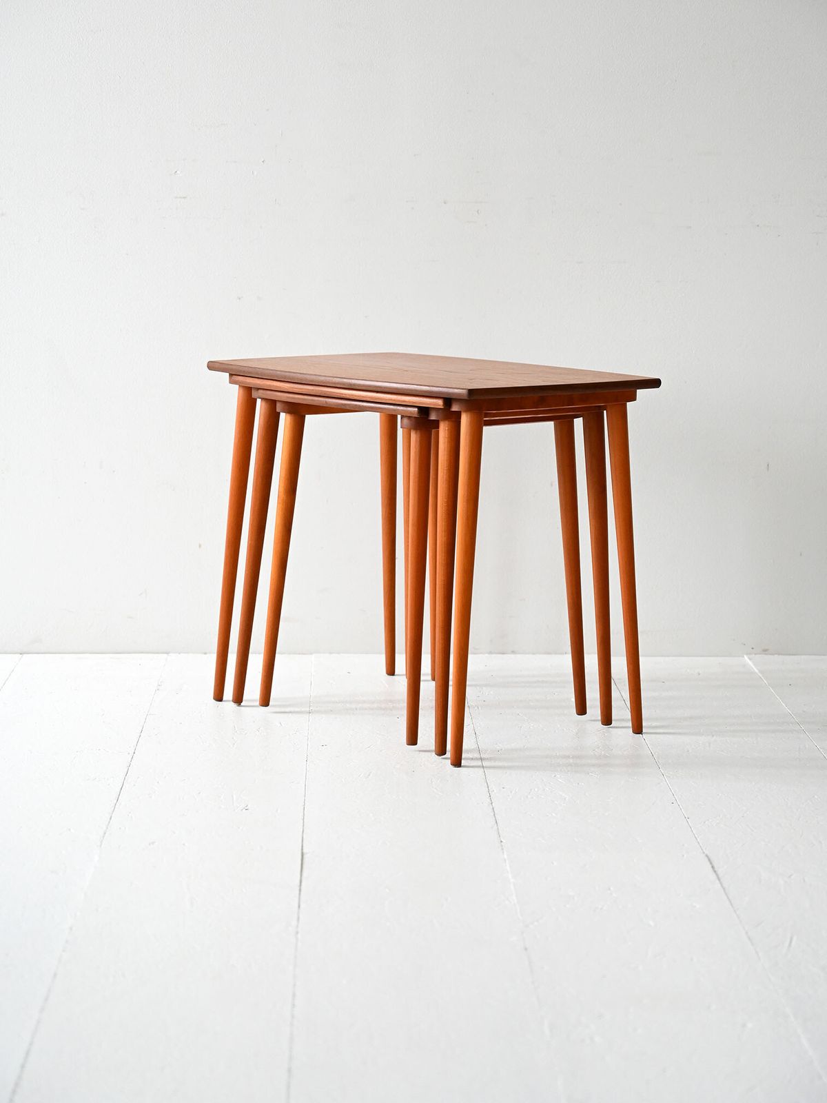 Scandinavian Coffee Tables With Sliding Interlocking photo 880.0