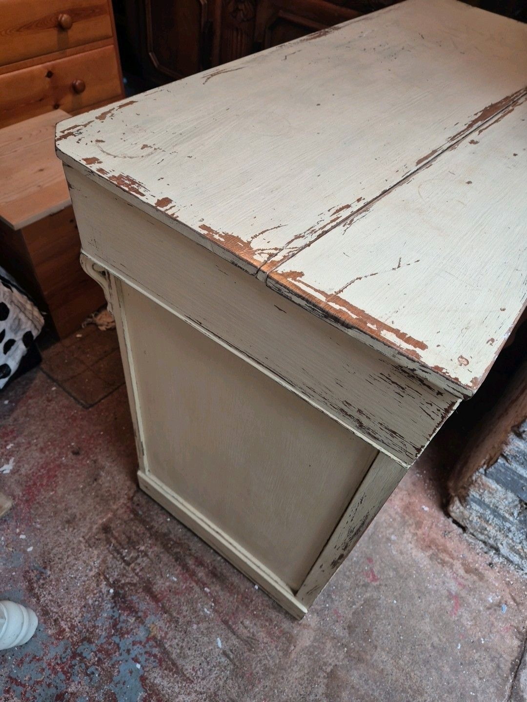 Large Antique Pine / Oak Lightly Distressed 4 Drawer Chest Of Drawers photo vintage