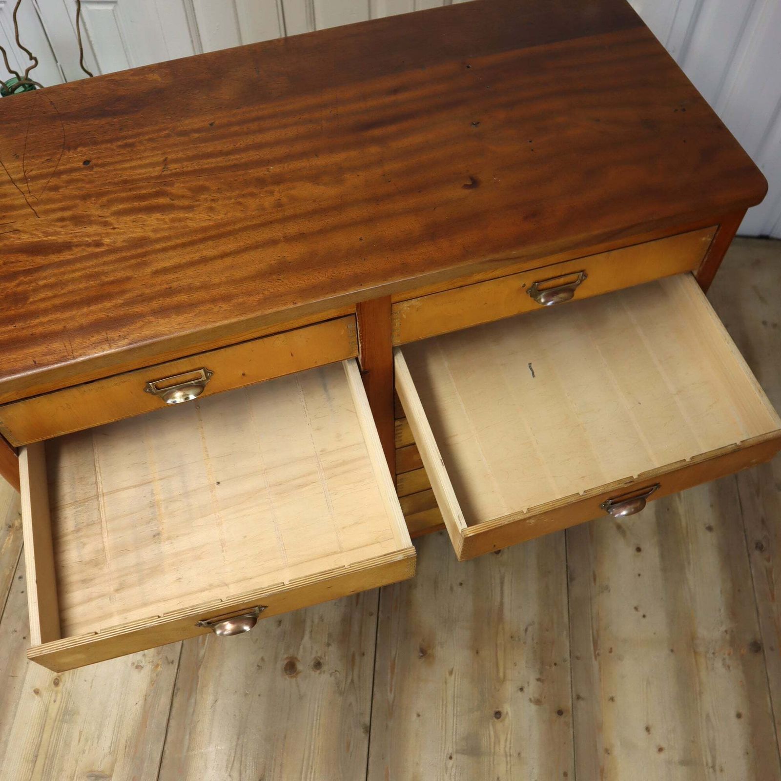 photo vintage Vintage Shop Haberdashery Chest Of Drawers