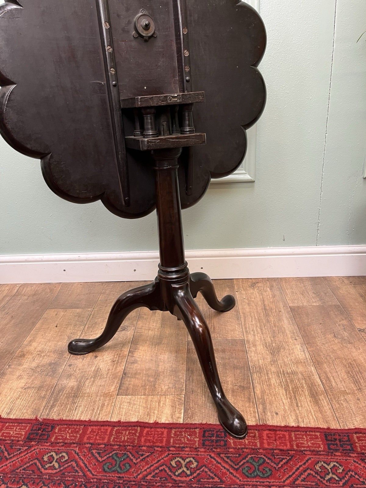 photo furniture Superior Quality Antique George II Mahogany Pie Crust Tripod Table, Georgian