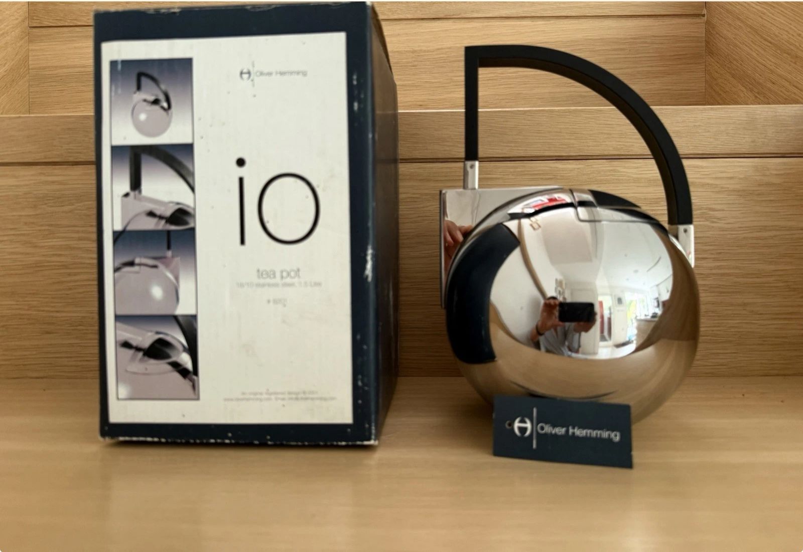 Oliver Hemming Iconic Stainless Steel 1.5 Litre Io Tea Pot photo furniture