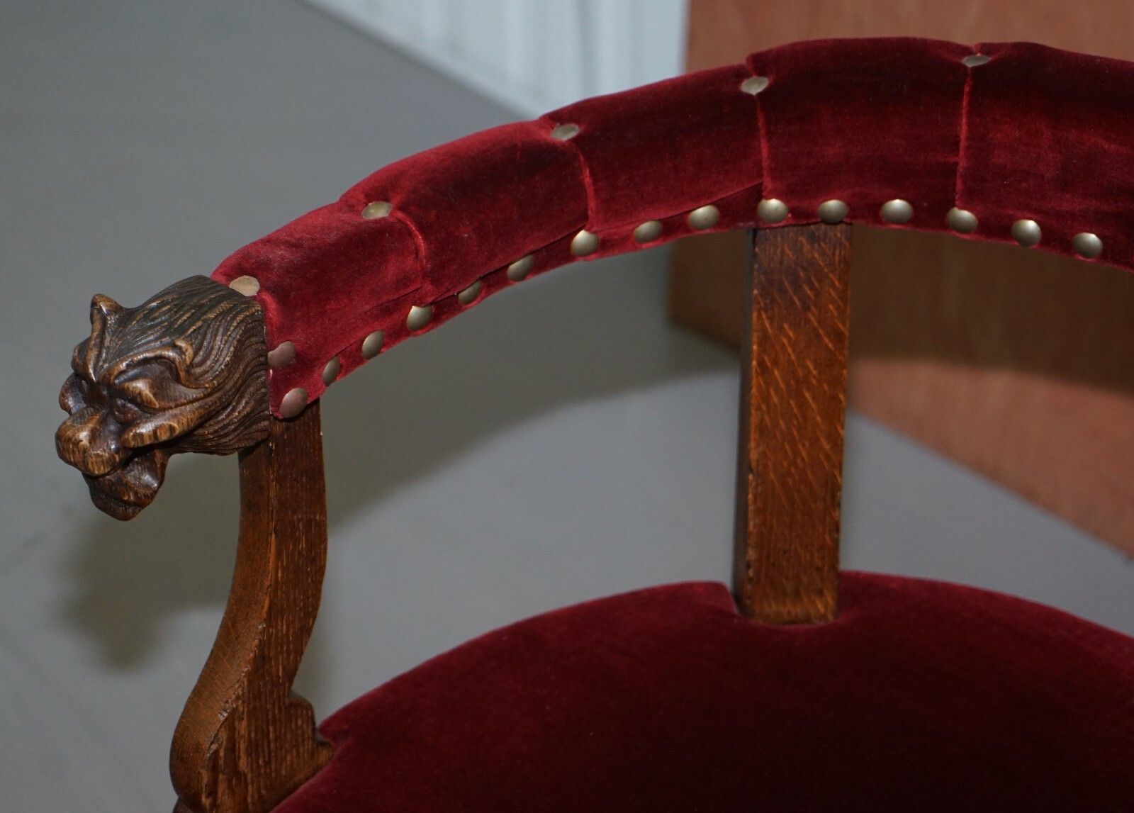 Lovely Antique Regency Oak Carved Bergere Armchair With Lions Head Arms Velvet photo vintage