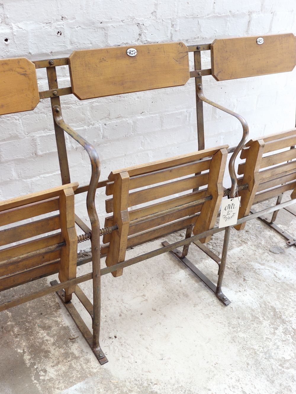 photo vintage Vintage Triple French Theatre Seats