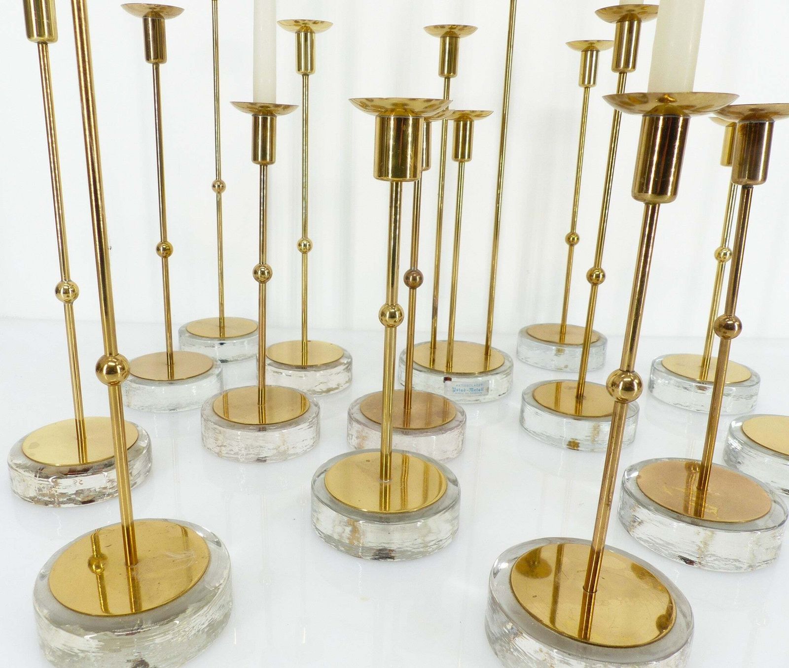 Set Of 15 Scandinavian Candlesticks In Brass And Glass, Gunnar Ander, Ystad Metall, Sweden 1960 photo vinterior