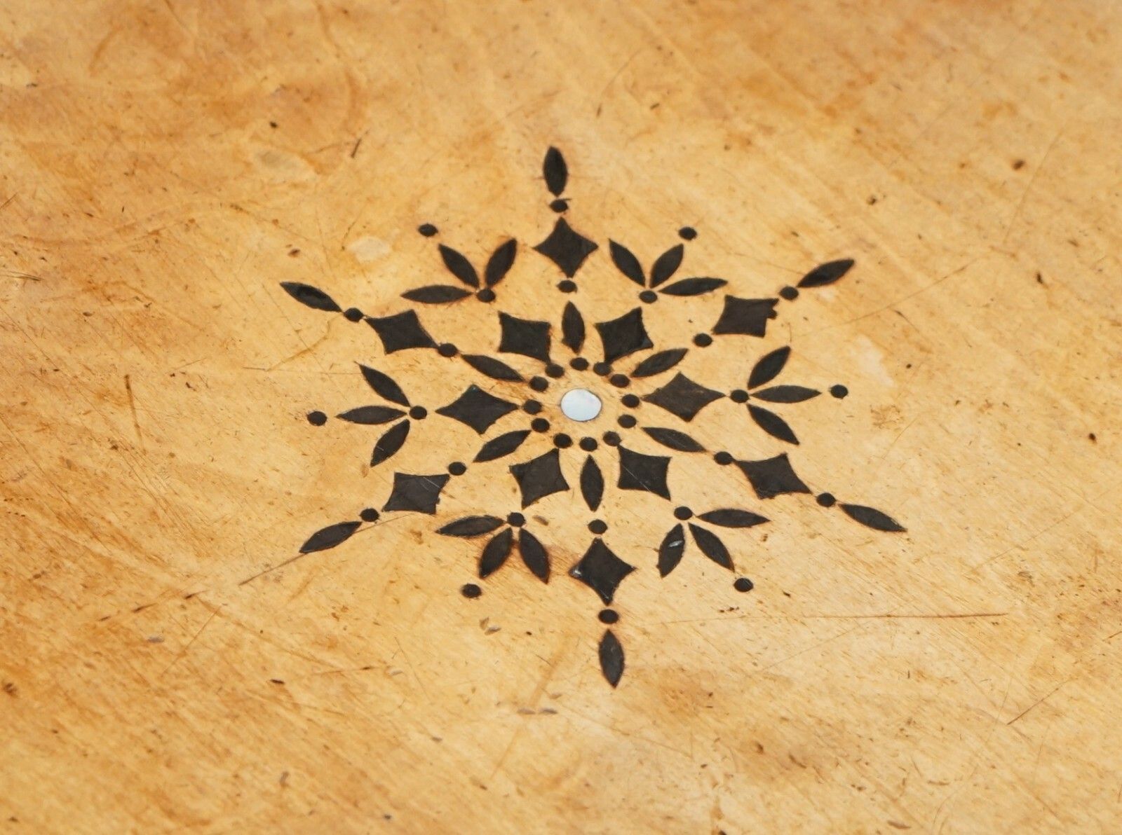 Victorian Sycamore Wood Mother Of Pearl Inlay Round Tilt Top Occasional Table photo Furniture
