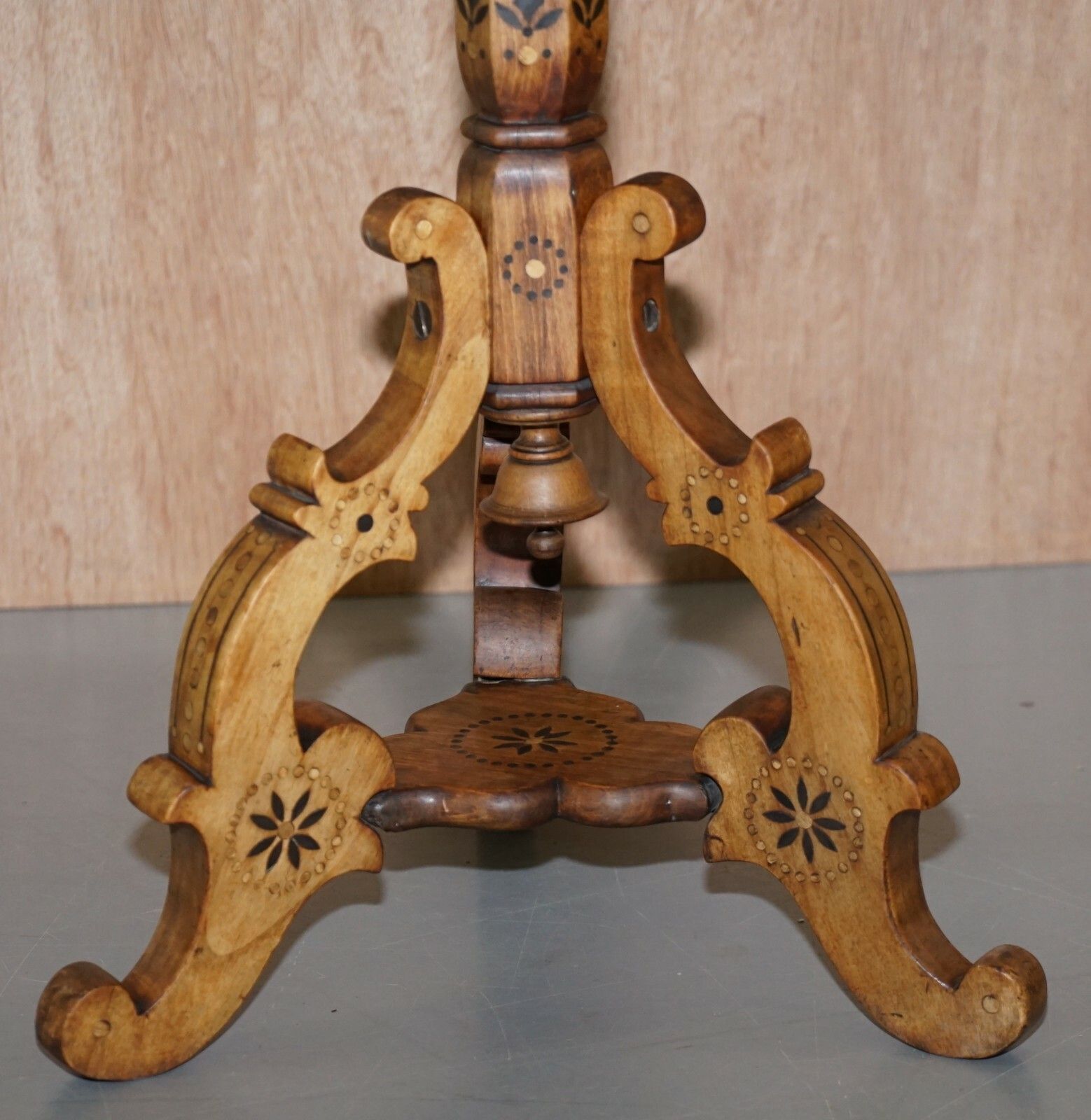 Victorian Sycamore Wood Mother Of Pearl Inlay Round Tilt Top Occasional Table photo buy