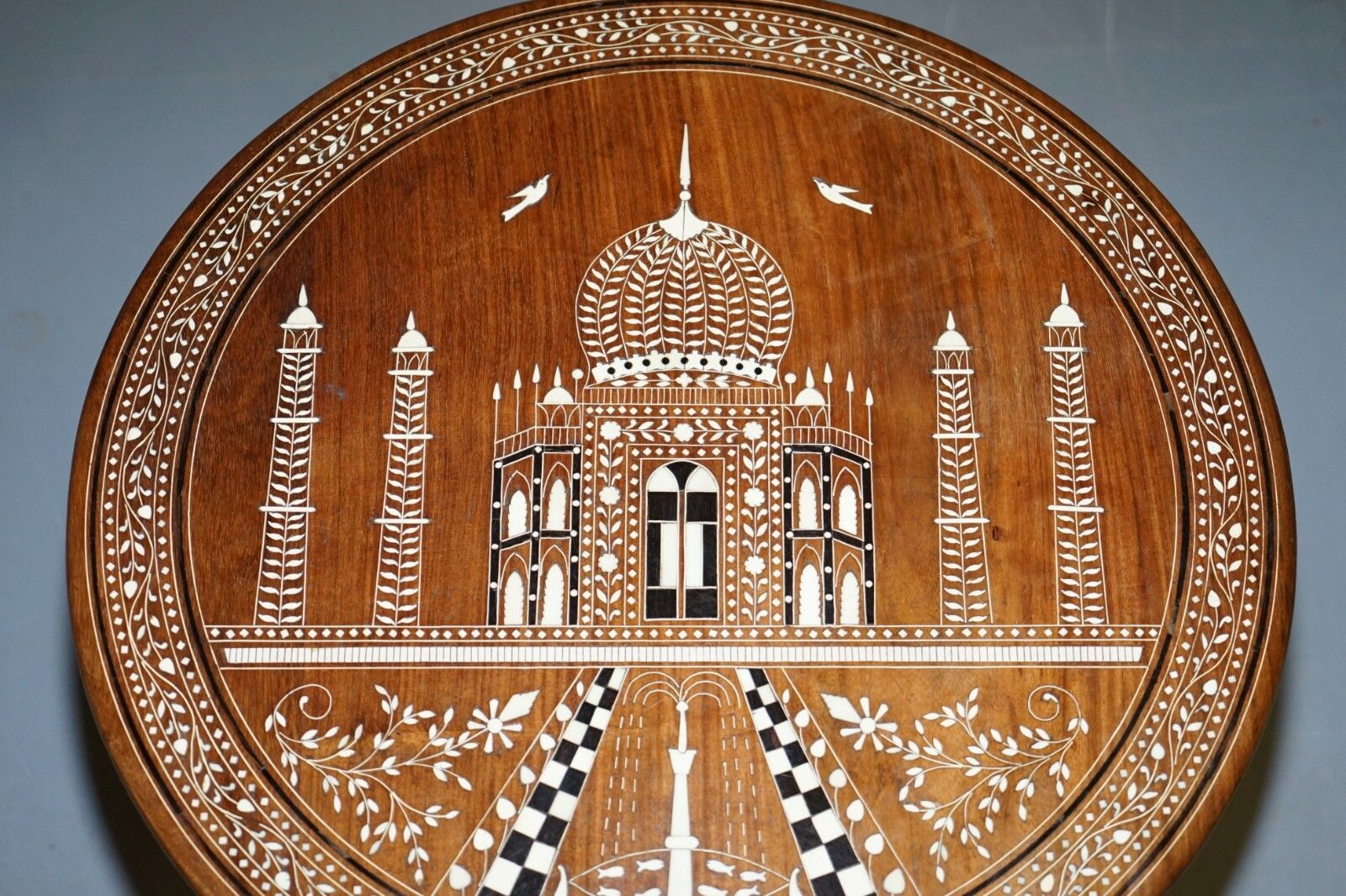 Rare Anglo Indian Export Taj Mahal Elephant Rosewood Inlaid Side Lamp Wine Table photo 950.0