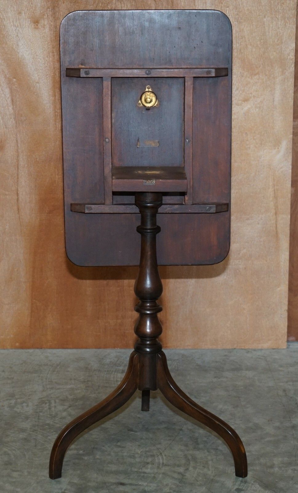 950.0 Lovely Circa 1840 1860 English Mahogany Tilt Top Side Occasional Tripod Table photo