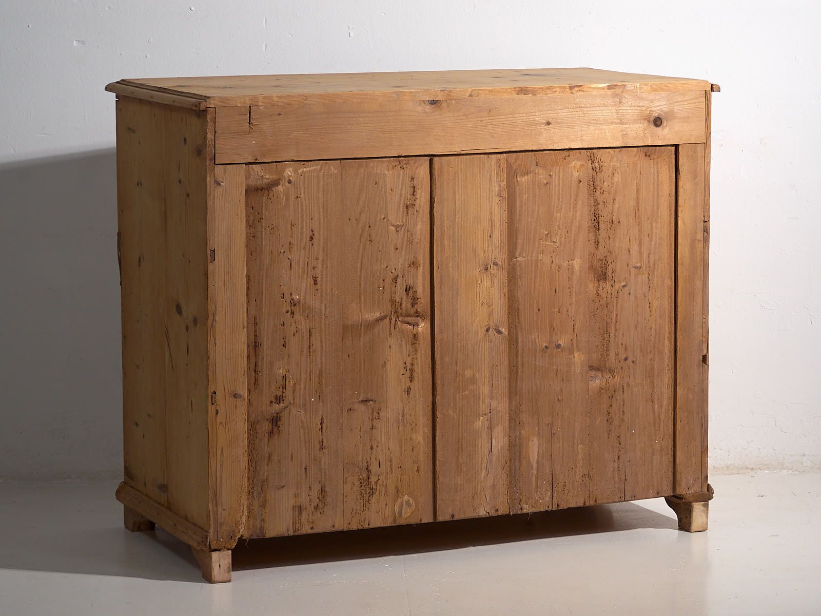 photo furniture Antique Provencal Style Chest Of Drawers (C.1920) #37