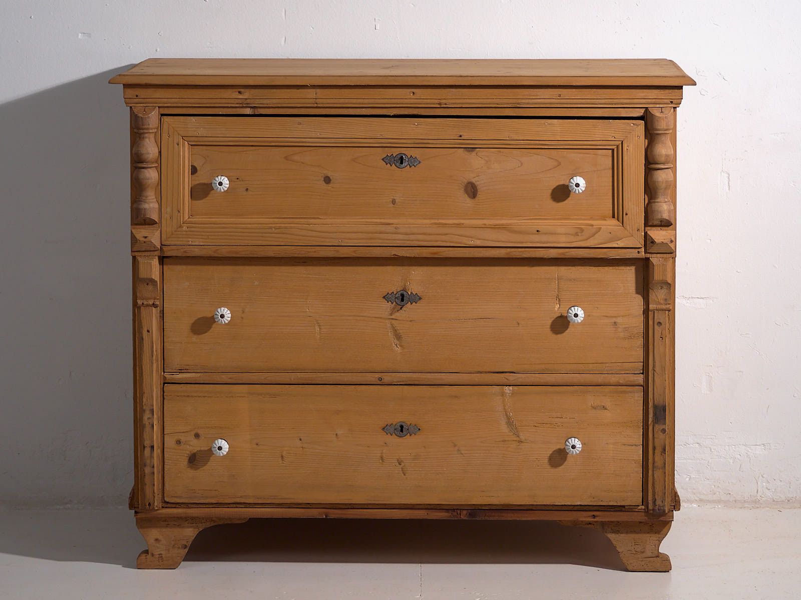 Antique Bedroom Dresser (C.1920) #75 photo for sale