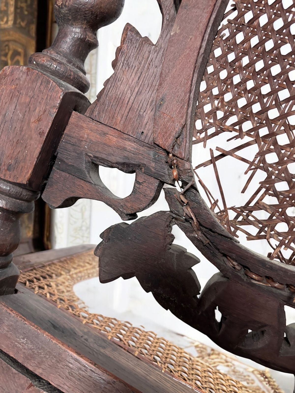 photo furniture 4 Late Victorian Heavily Carved Barley Twist Chairs