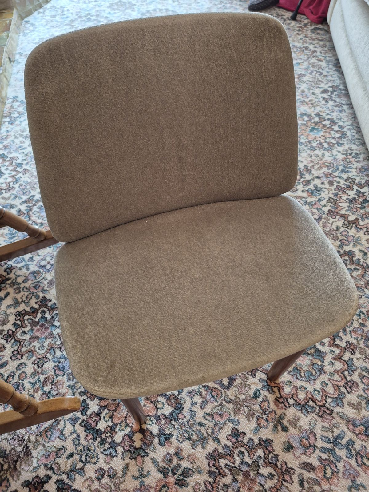 Elliots Of Newbury Dining Table & 4 Chairs photo furniture