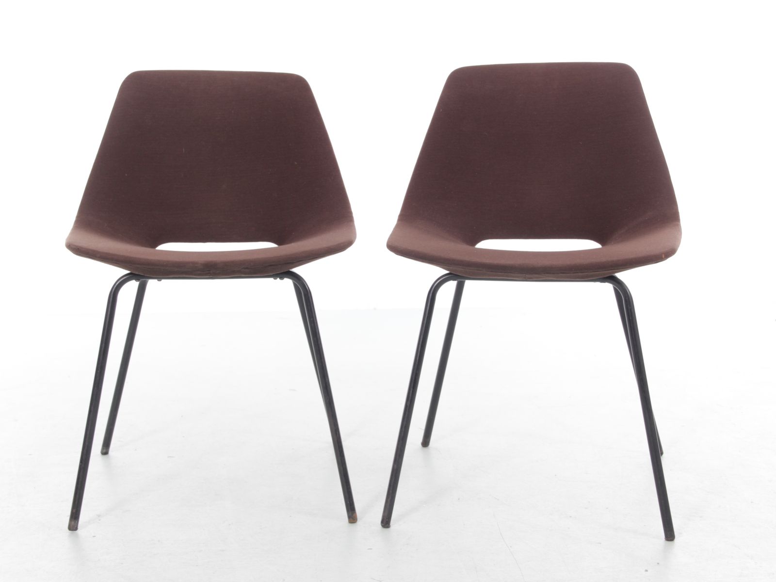 Mid Century Modern Pair Of “Tonneau” Chairs, 1965 Edition By Steiner, Designed By Pierre Guariche photo vinterior