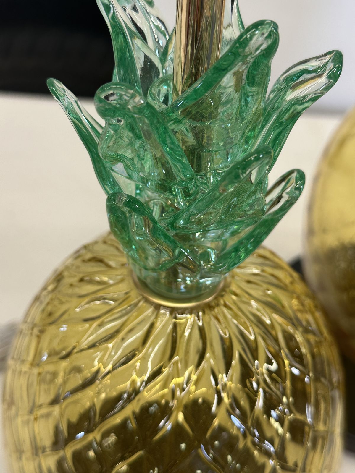 Set Of Two Contemporary Italian "Ananas" Murano Glass Table Lamps photo Lighting