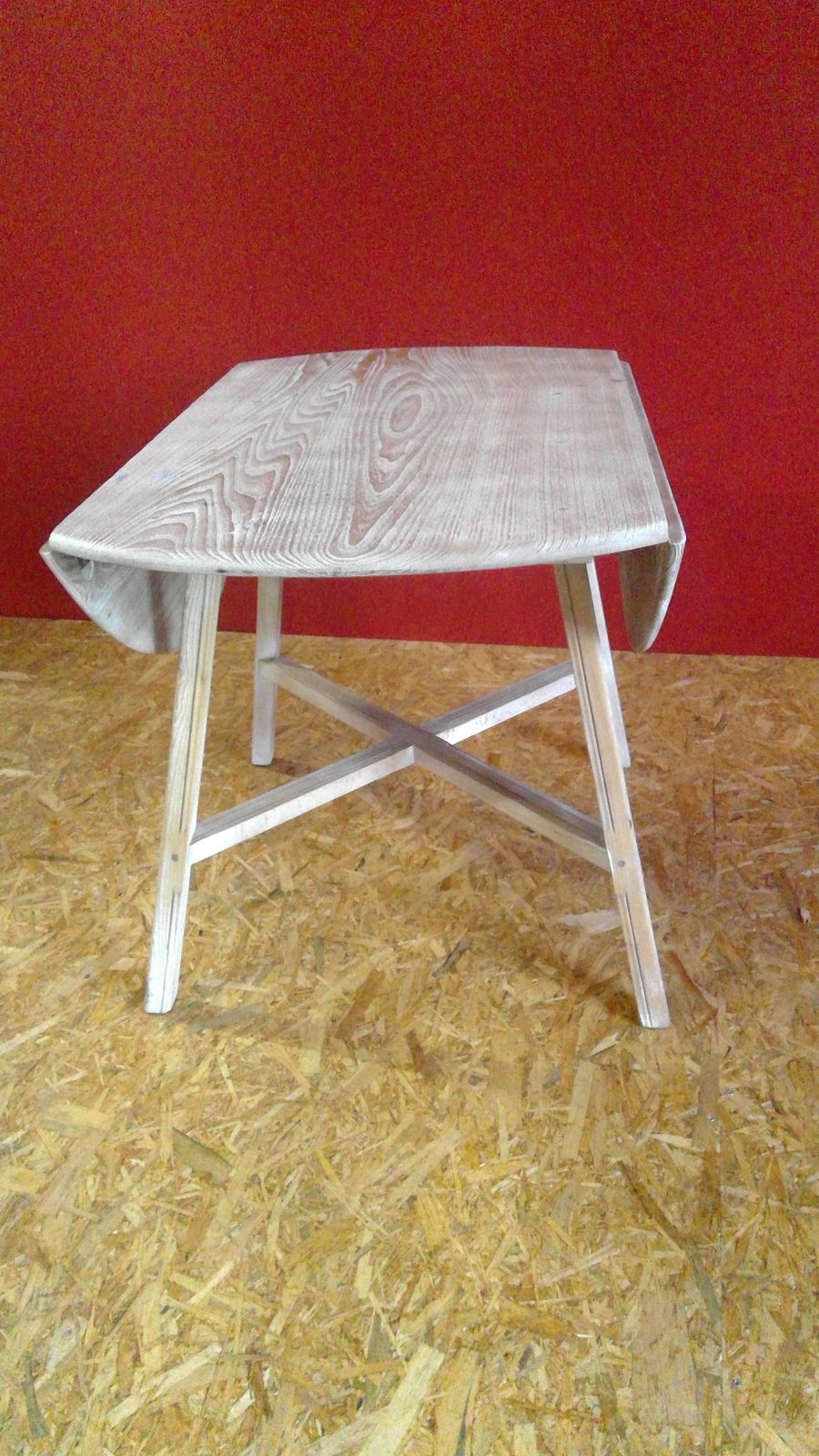 Ercol Limed Elm Cottage Kitchen Table photo 450.0