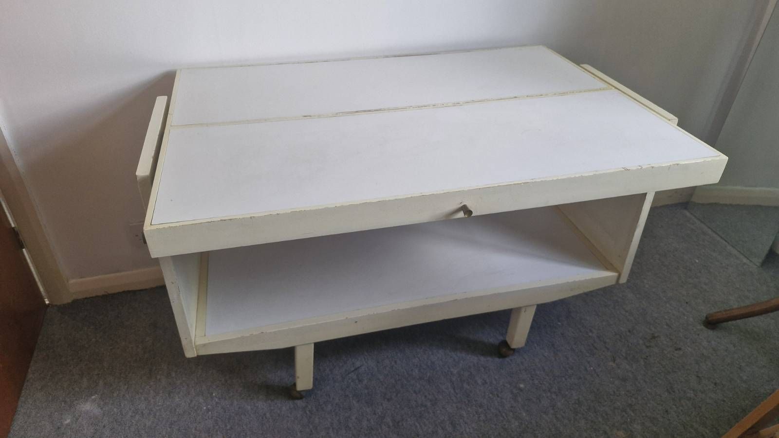 Metamorphic / Tri Magic Style Table photo furniture