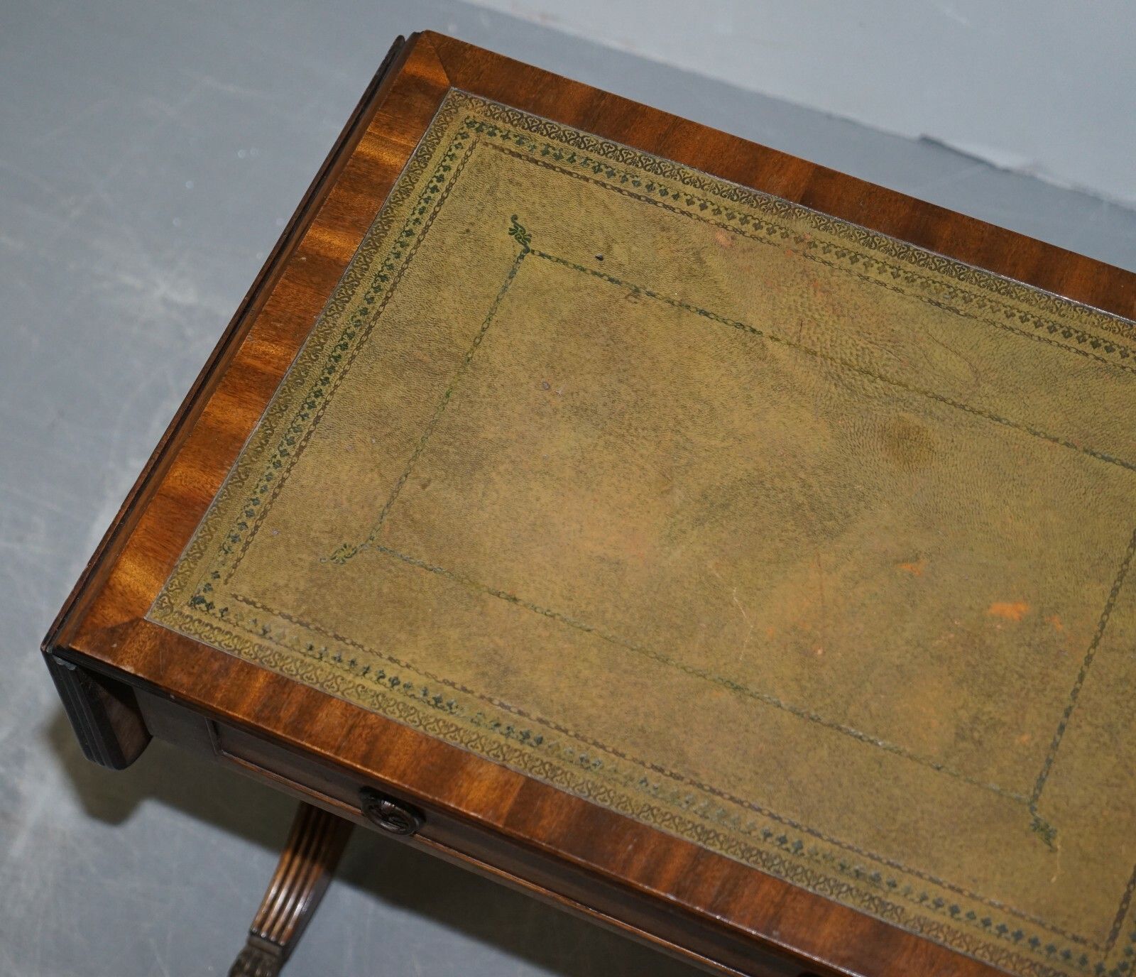 750.0 Large Bevan Funnell Green Leather Extending Mahogany Side End Lamp Card Table photo