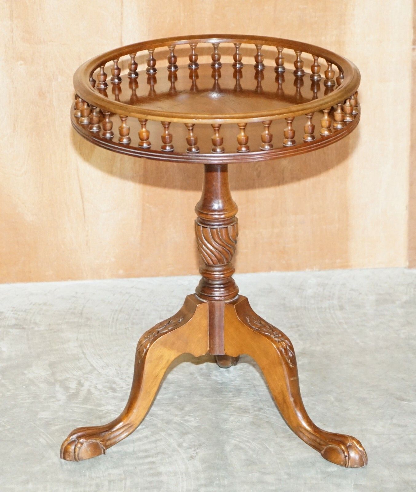 Lovely Flamed Mahogany Gallery Rail Side With Claw & Ball Feet Regency Style photo furniture