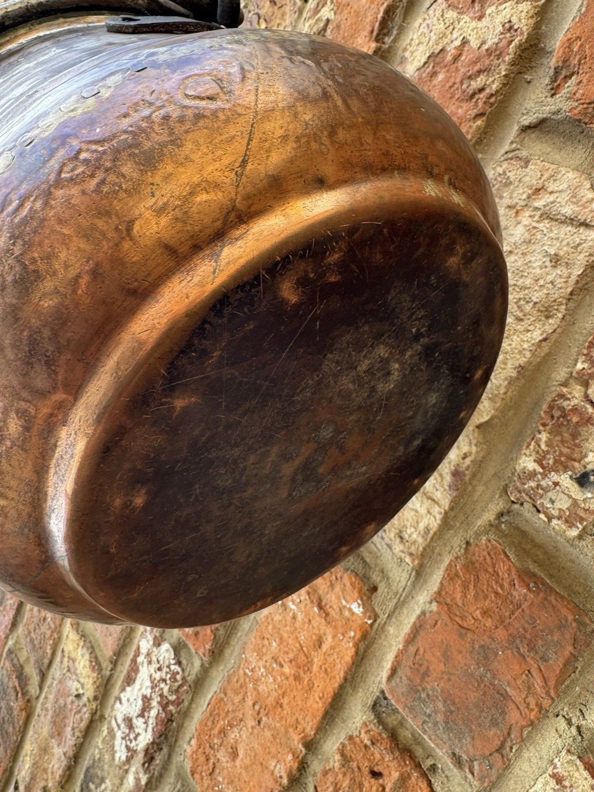 Antique Copper Cauldron Pot With Wrought Iron Handle – Rustic Garden Planter A photo vinterior