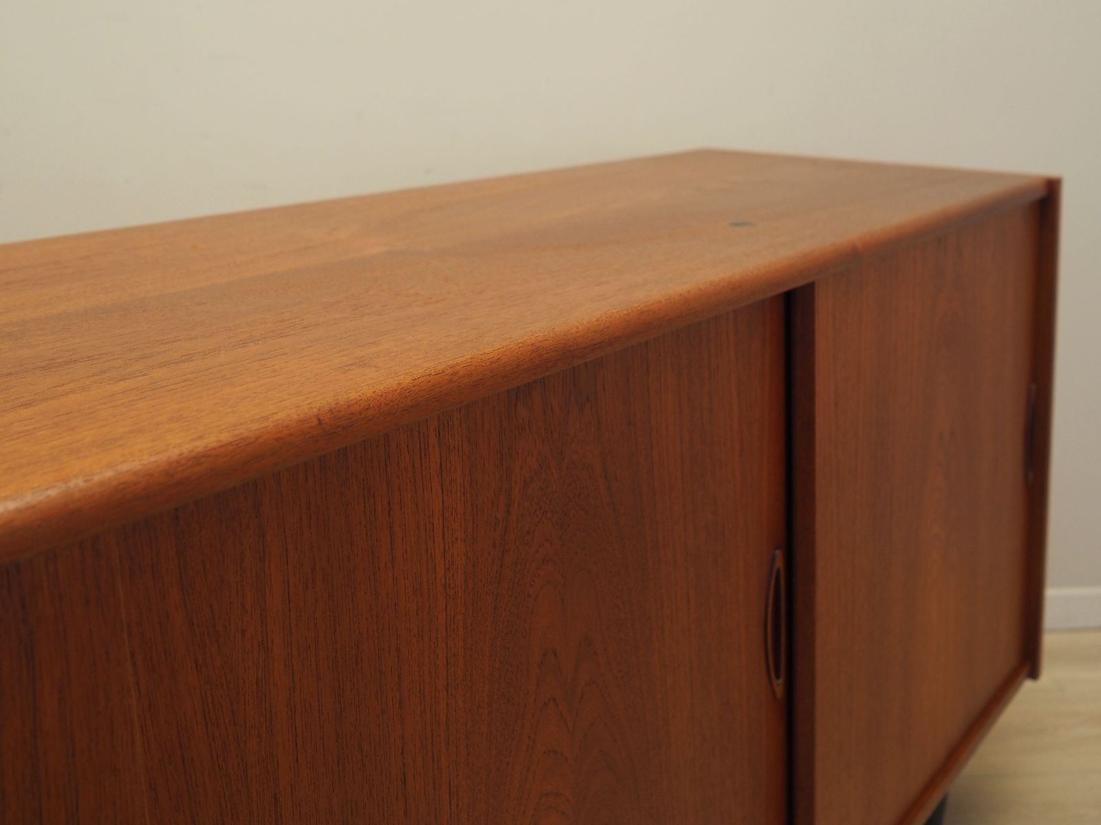 photo vintage Teak Sideboard Danish Design 1970s Production Denmark