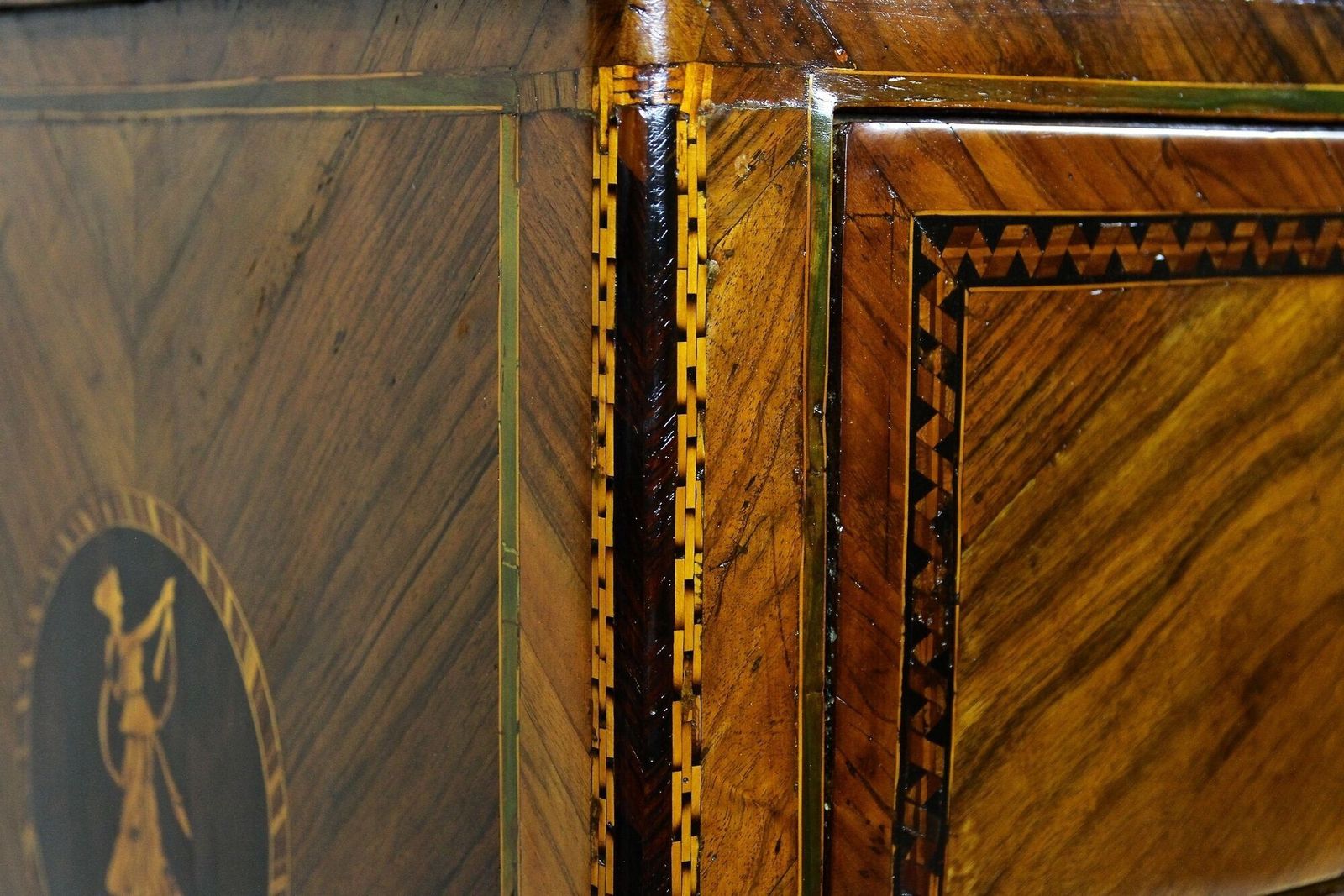 photo for sale 18th Century Marquetry Chest Of Drawers   Museums Quality, Milan/ It Ca. 1760