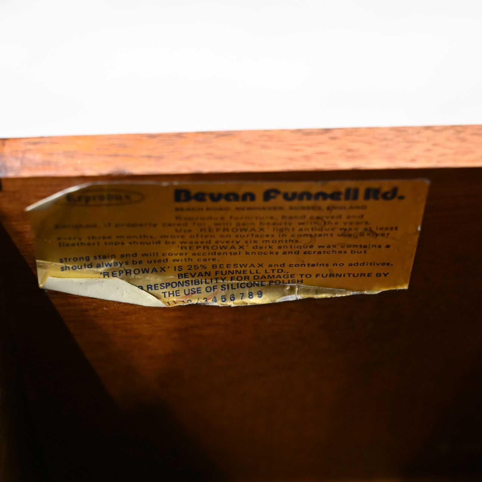 photo furniture Pot Board Oak Dresser By Reprodux (Bevan Funnell) Vgc Free Nationwide Delivery*