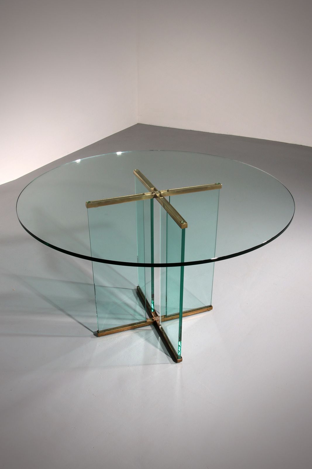 "Iconic Peter Ghyczy Round Design Table – Timeless Elegance In Perfect Condition