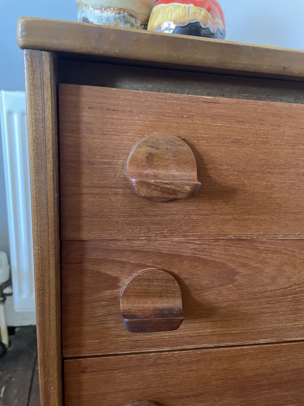 photo furniture Mid Century Four Drawer Chest Of Drawers By John & Silvia Reid For Stag