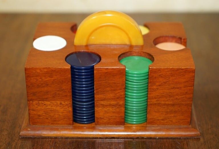 photo vinterior Antique Circa 1920 Art Deco Casion Chip Poker Set With Bakelite Handle Case