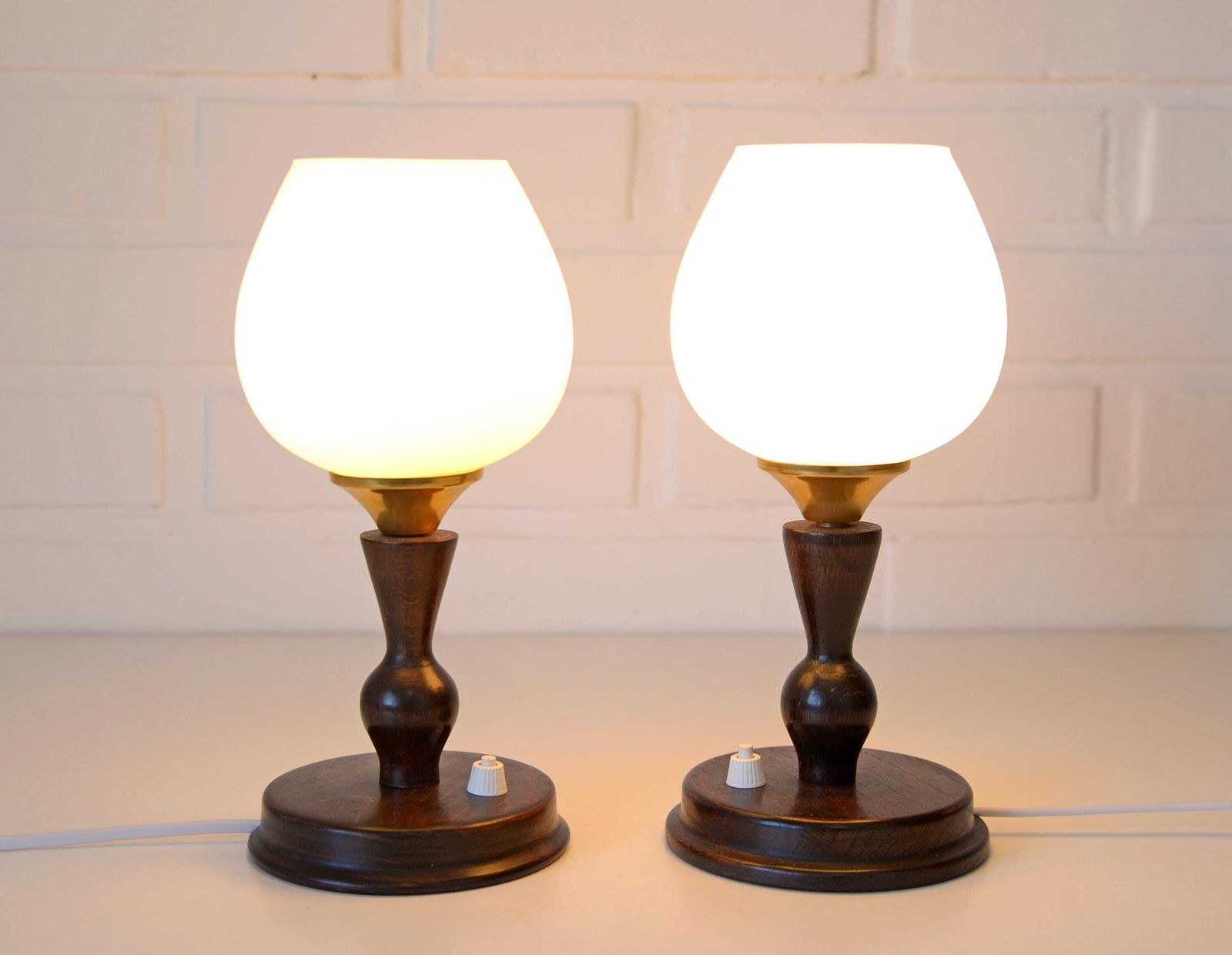 Pair Of Vintage Bedside Lamps Nightstand Lamps Wooden Rustic Desk Lights