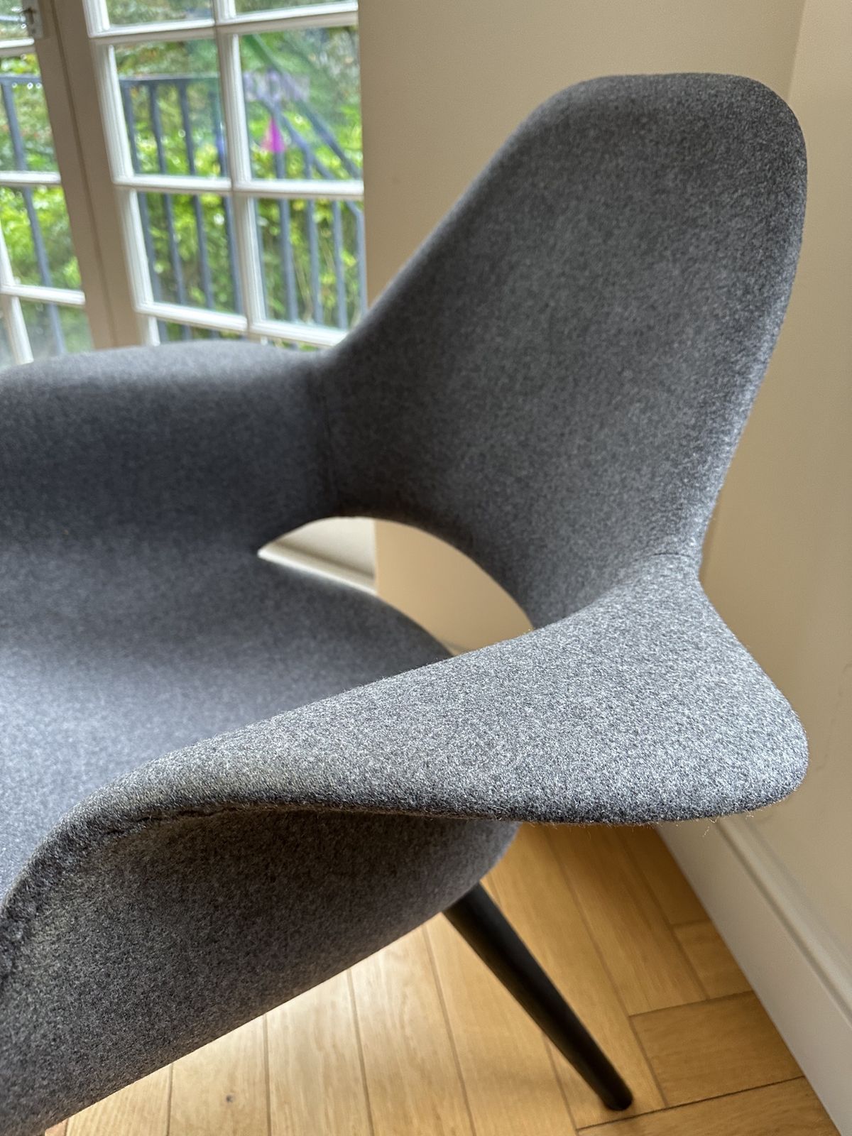 Vitra Organic Chair By Charles Eames & Eero Saarinen photo furniture