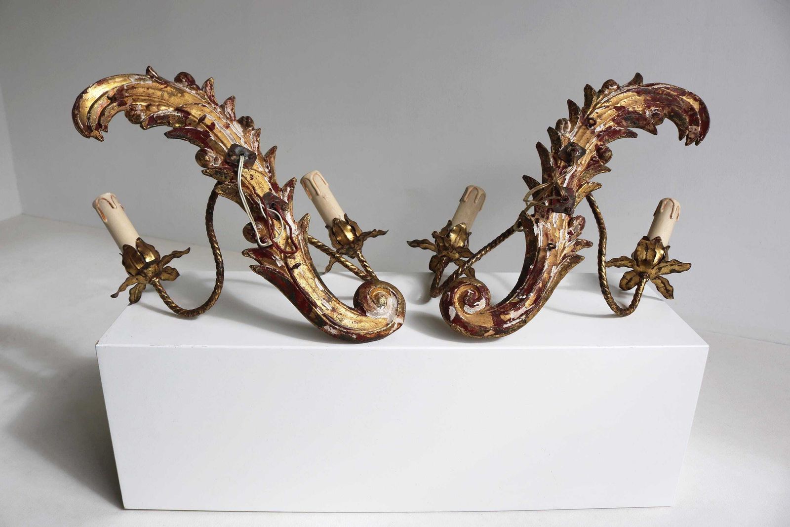 photo for sale Antique Italian Florentine Giltwood Leaf Wall Sconces, 1940s, Set Of 2