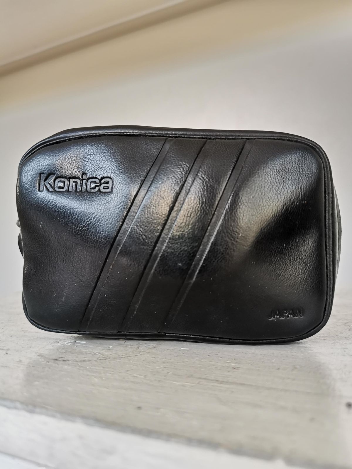 Konica Pop 35mm Film Camera With Hexanon Lens – 1980s Point And Shoot With Case And Cap photo buy