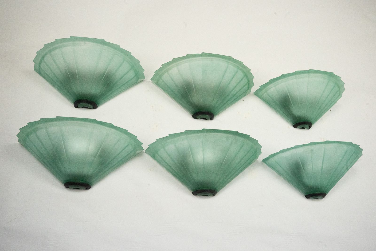 photo vinterior Set Of Six De Majo Sconces In Thick Green Murano Glass. Italy 1980s