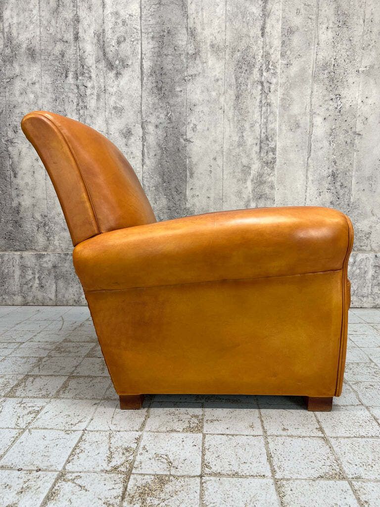 photo furniture Individual Cognac Coloured Leather Club Chair Armchair