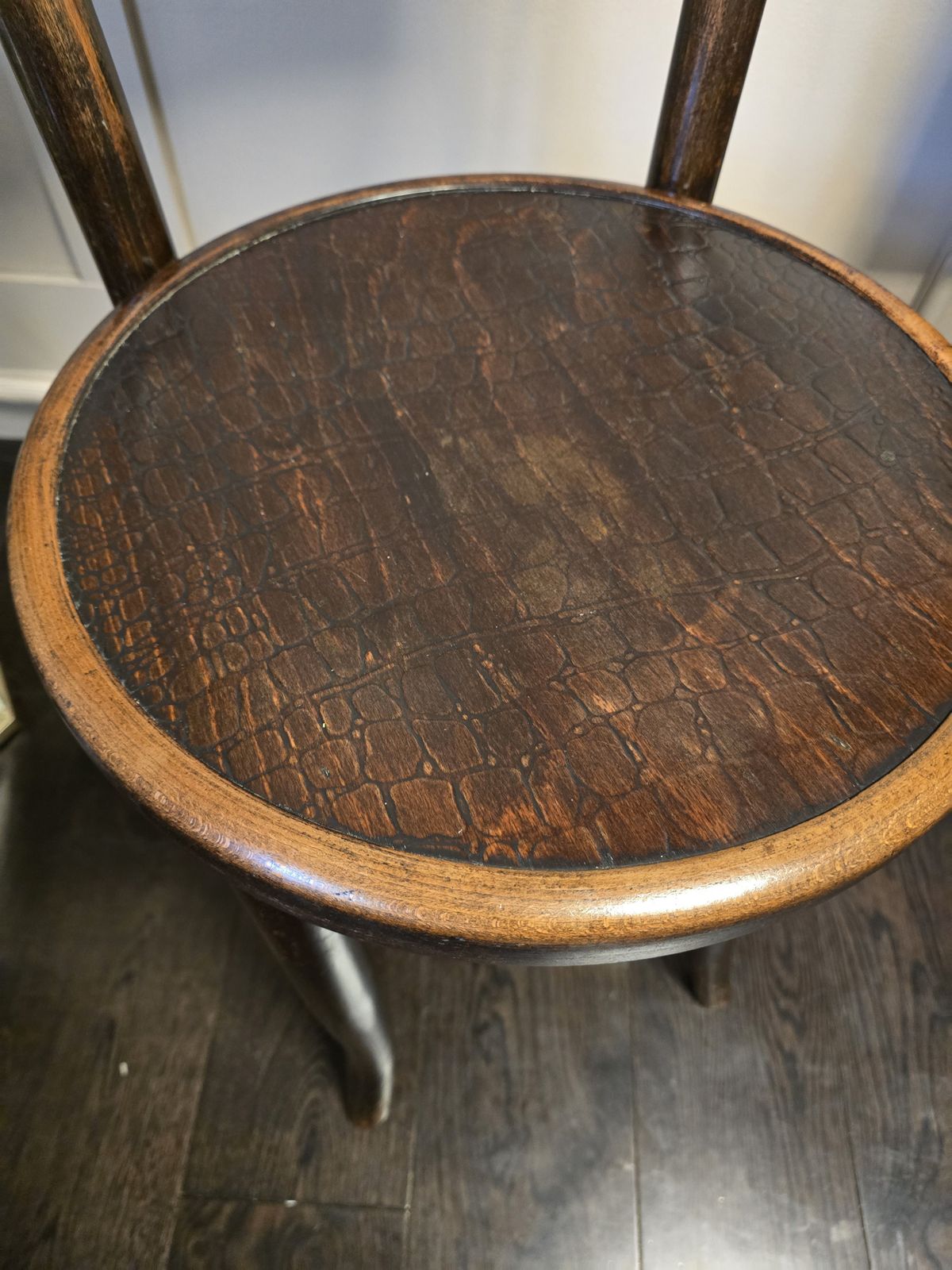 Early 20th Century Mundus & J. & J. Kohn Bentwood Chair With Crocodile Impressed Seat photo for sale