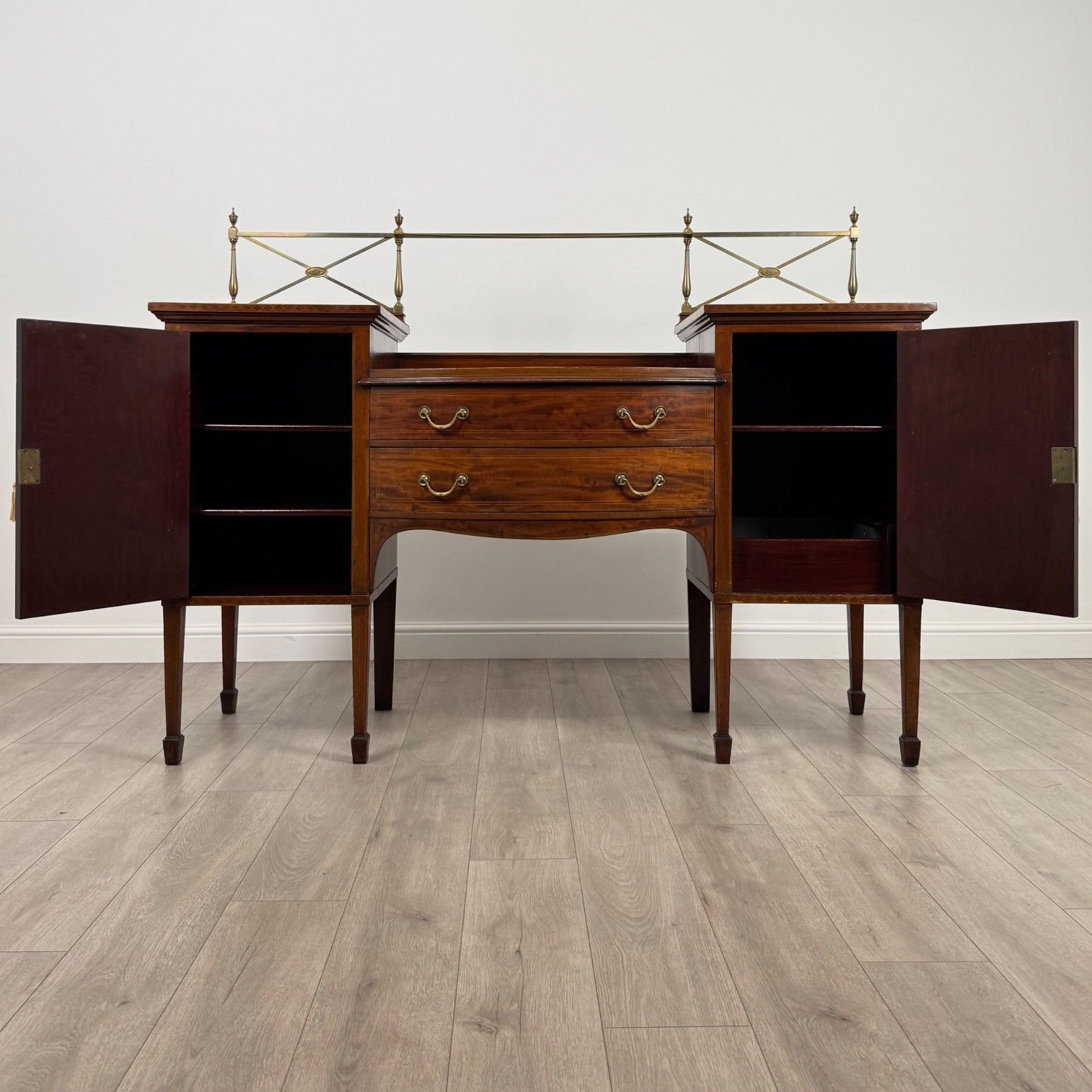 Antique 20th Century Good Quality Inlaid Sideboard In Mahogany photo furniture