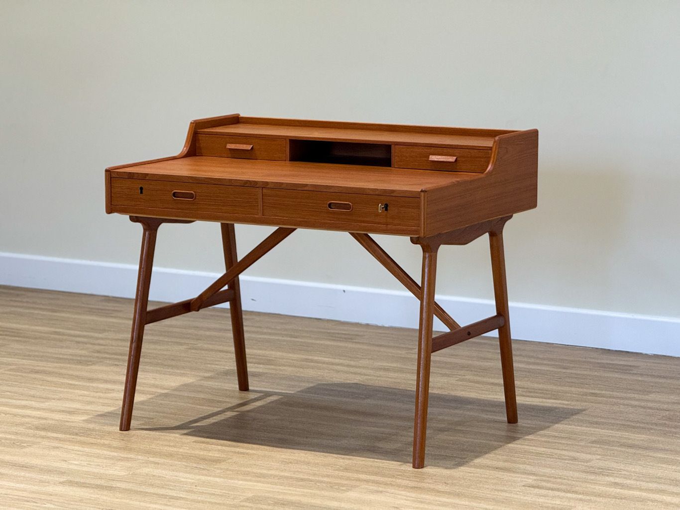 Teak Model 56 Desk By Arne Wahl Iversen, 1960s photo buy