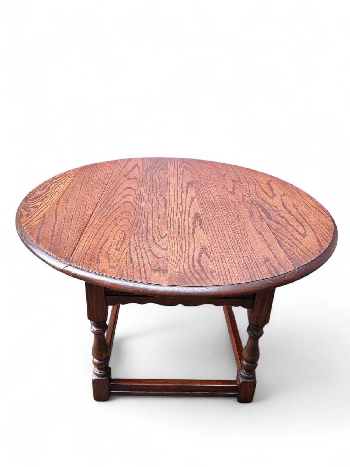 Vintage Oak Drop Leaf Coffee Table / Old Charm Wood Brothers / C.1970s photo 340.0