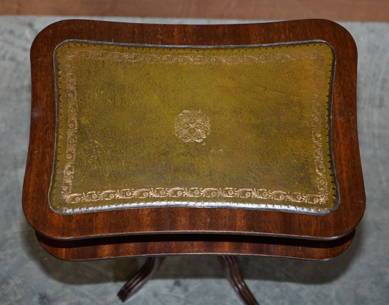 Vintage Green Leather & Mahogany Tripod Magazine Newspaper Side End Lamp Table photo Furniture