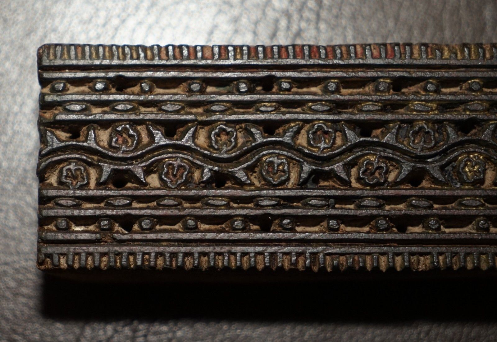 photo furniture Very Collectable Antique Hand Carved Twelve Flower Printing Block For Wallpaper