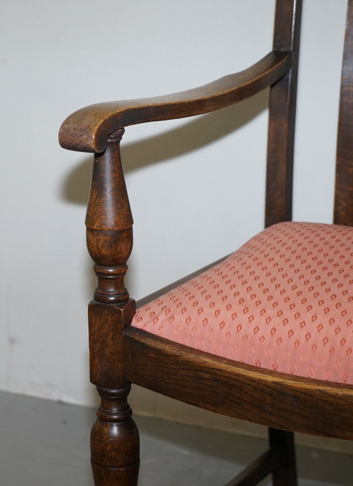 photo furniture English Oak Circa 1940's Carver Occasional Armchair Lovely Timber Patina Mustsee