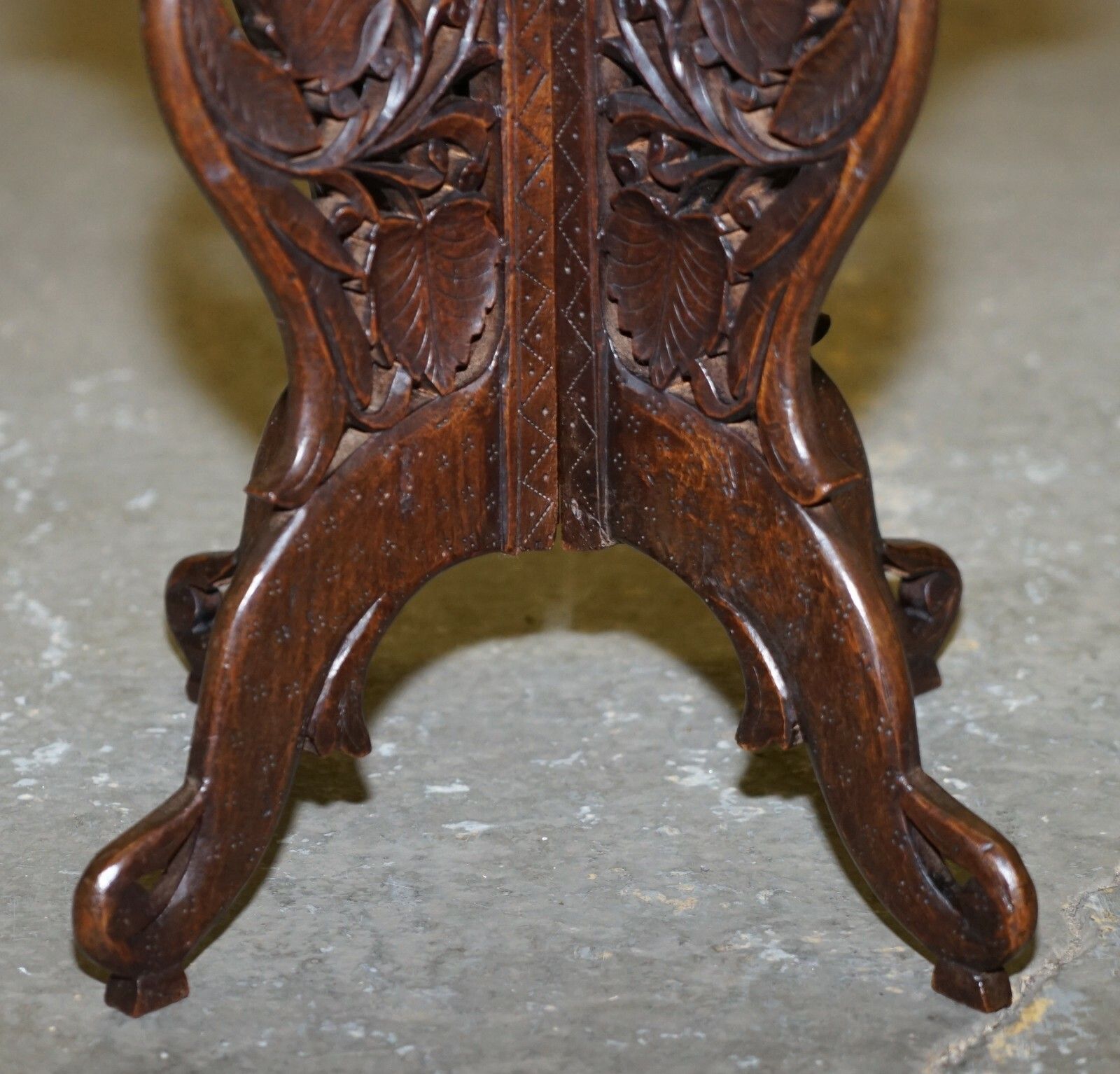 Anglo Burmese Hand Carved 19th Century Antique Folding Side End Lamp Wine Table photo vinterior
