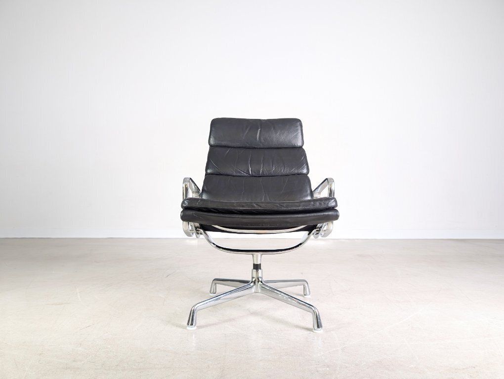 Original Ea 216 Armchair Herman Miller Charles Ray Eames Soft Pad photo for sale