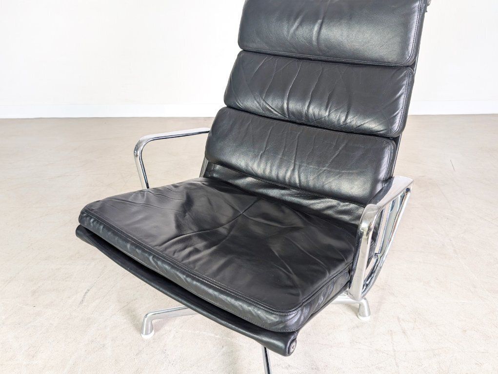Original Ea 216 Armchair Herman Miller Charles Ray Eames Soft Pad photo Furniture