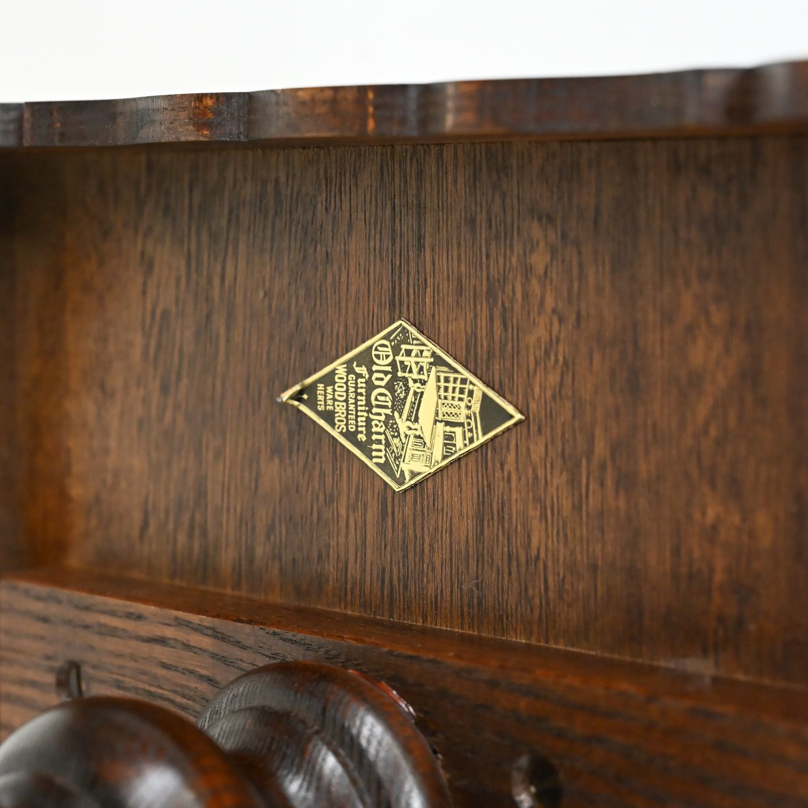 Furniture Old Charm Plant Stand Oak Tudor Brown Finish Model 2164 Free Nationwide Delivery photo