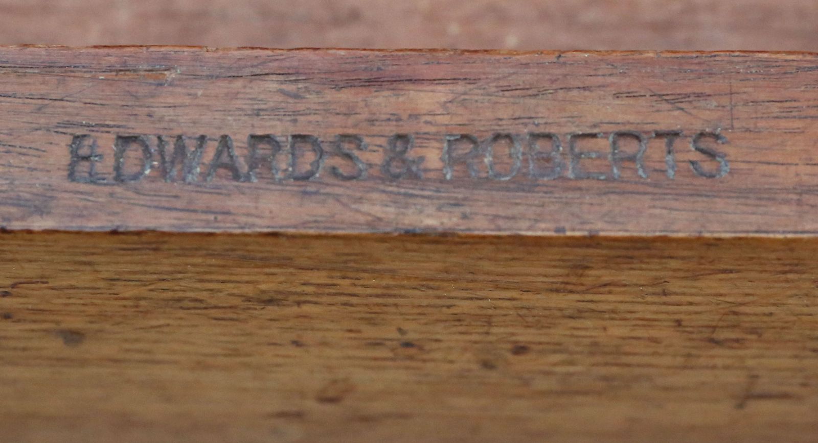 photo furniture Antique 19th Century Oak Wellington Chest Of 7 Drawers – Fine Quality By Edwards & Roberts