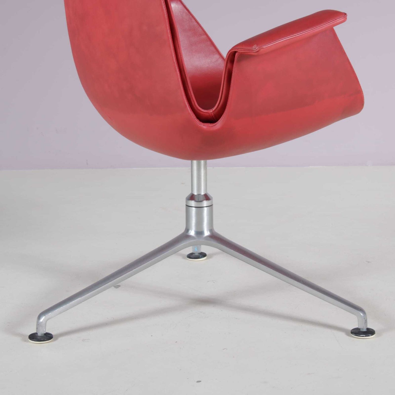 photo for sale Tulip Chair By Preben Fabricius & Jorgen Kastholm For Kill International, Germany