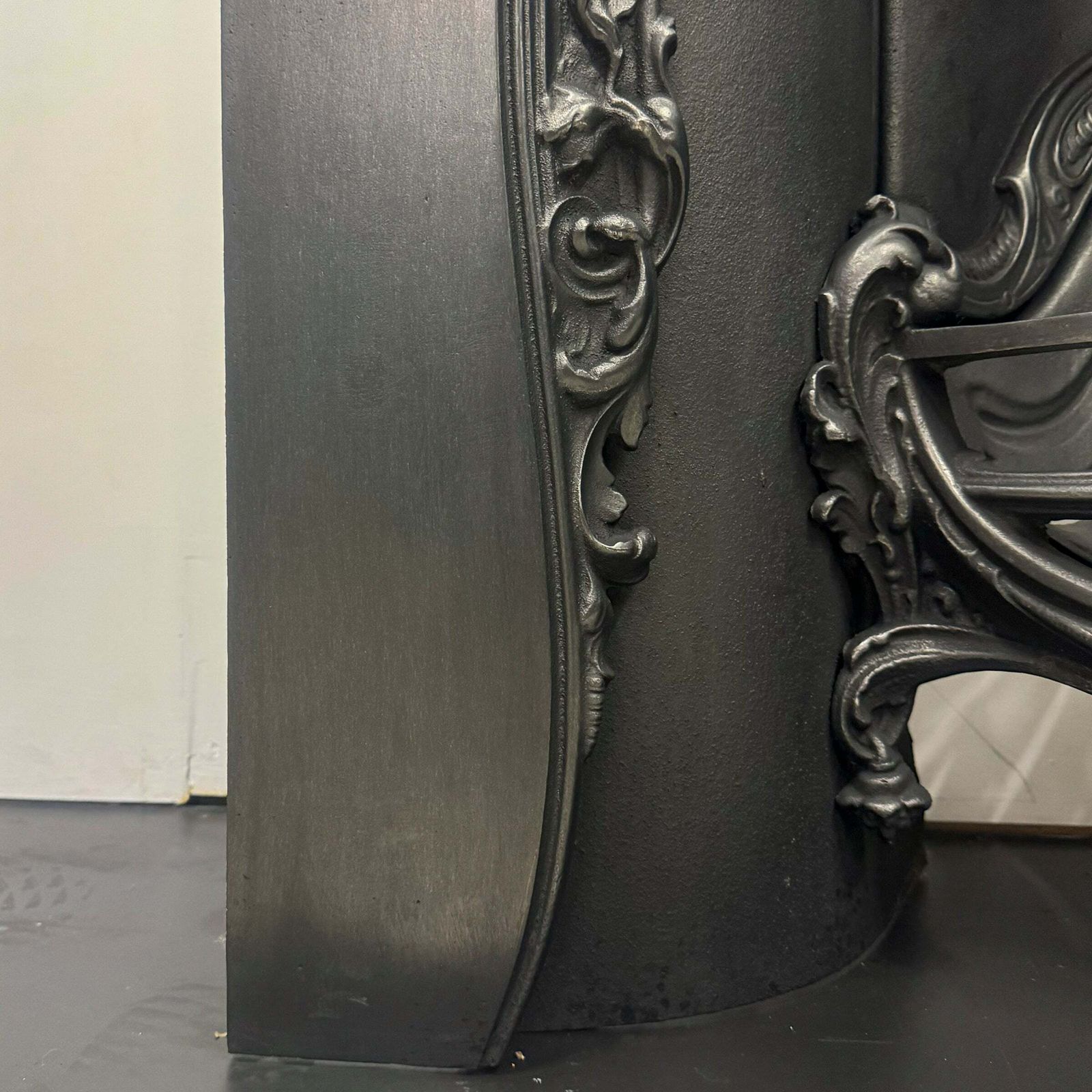 Ornate Reclaimed Victorian Style Cast Iron Insert photo 1040.0