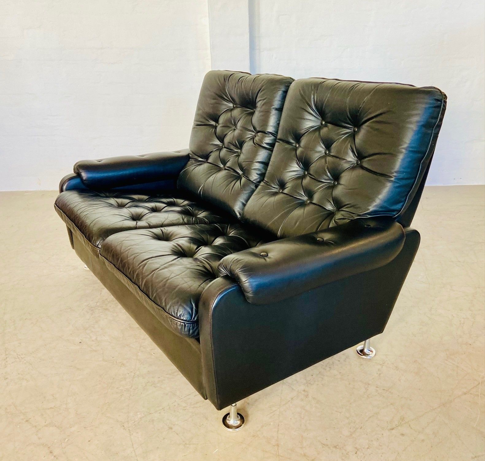 Vintage Retro Danish  2 Person Black Buttoned Leather Sofa 1970,S photo for sale